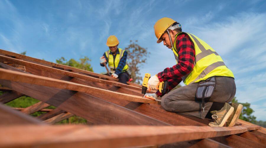 Professional Flat Roofing Installation services in Aviston, IL